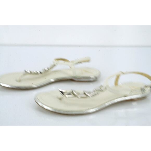 B. Brian Atwood Leather Crickett Silver Arrowhead T Strappy Sandal Size 6.5 Flat - Picture 3 of 10